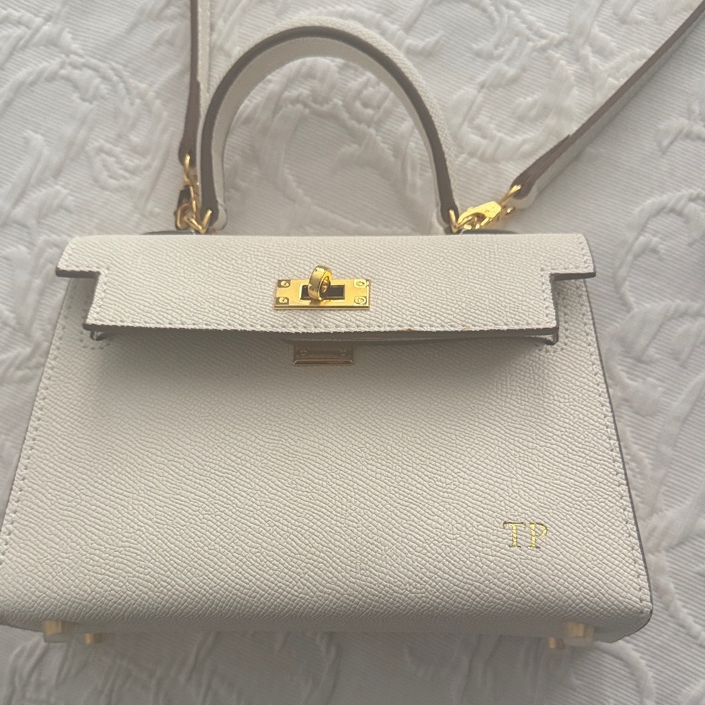 Elegant White Handbag